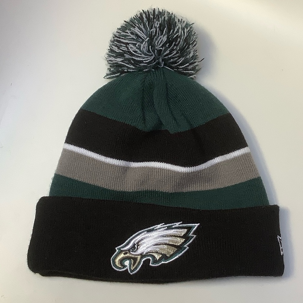 New Era Philadelphia Eagles NFL Pom Pom Fold Over Beanie Hat